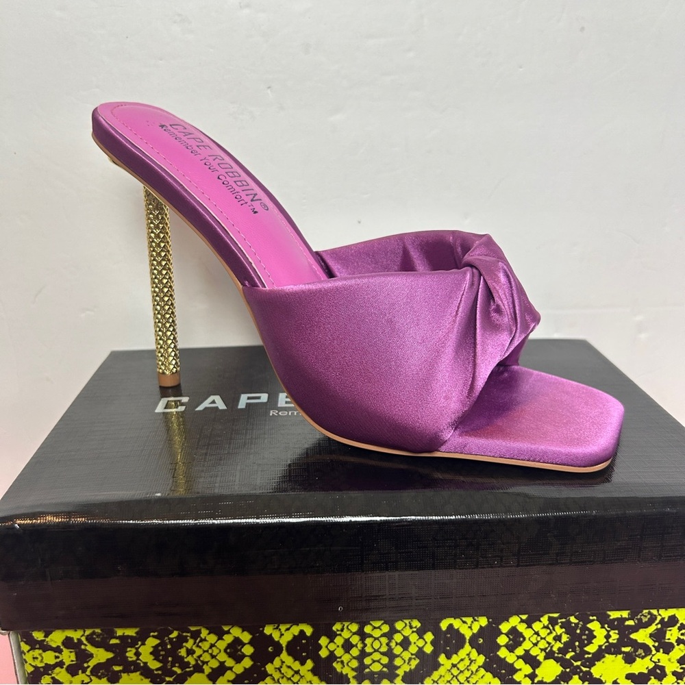 Cape Robbin Quin Square Toe High Heel Mules in Pink Satin NIB - Picture 2 of 7